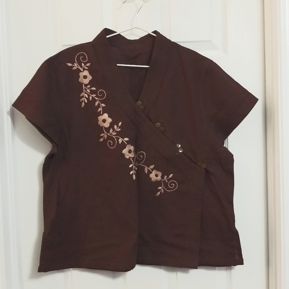 Embroidered cotton top